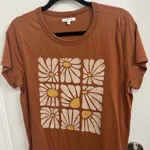 Maurices Rust T-Shirt with White Floral Graphic